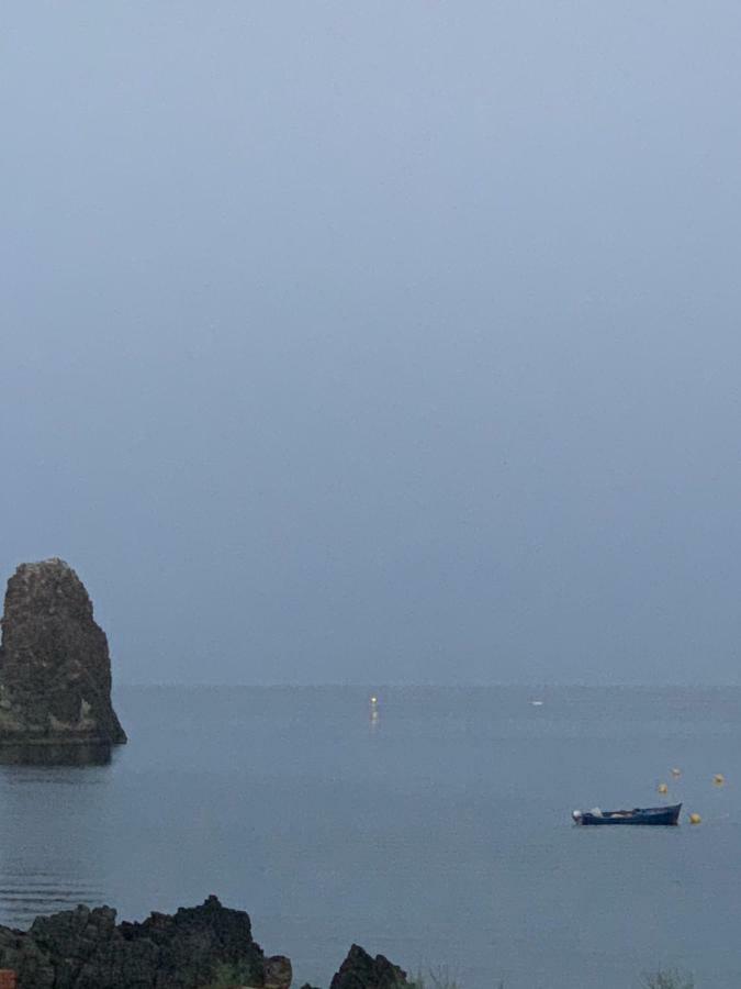 Acquabianca * Aci Castello